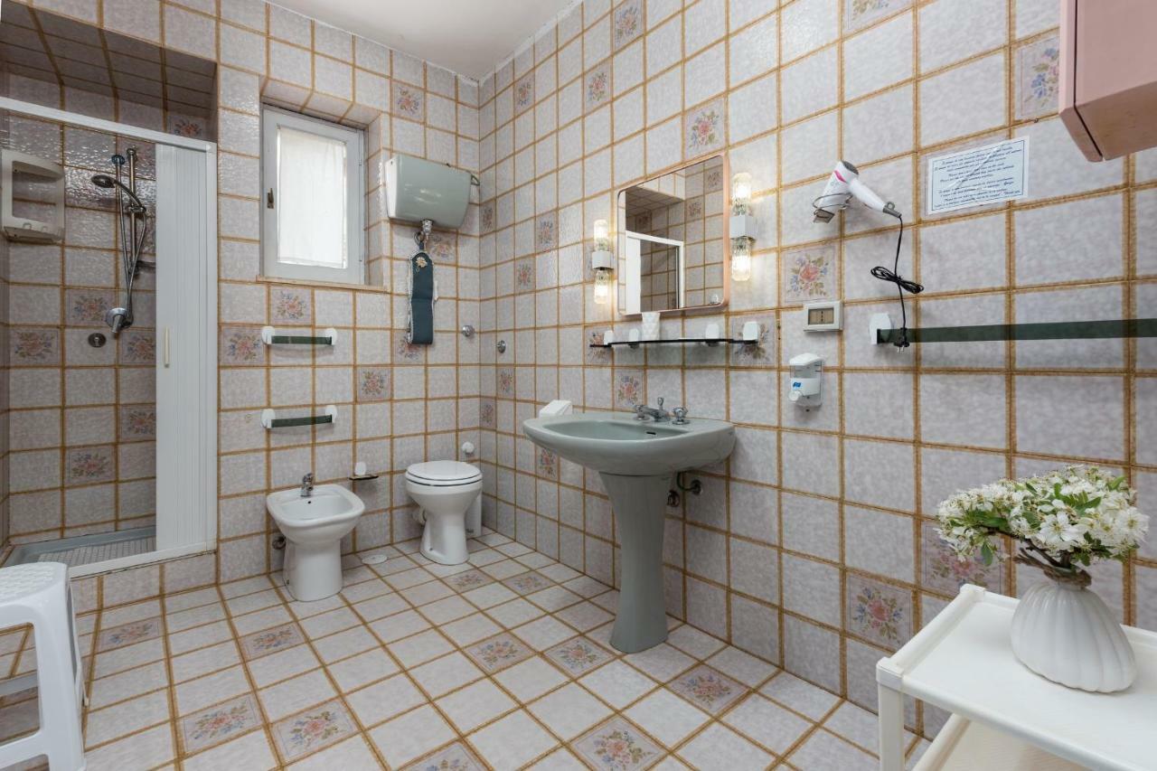 B&B Villa Il Carrubo Сан-Вито-Ло-Капо Экстерьер фото